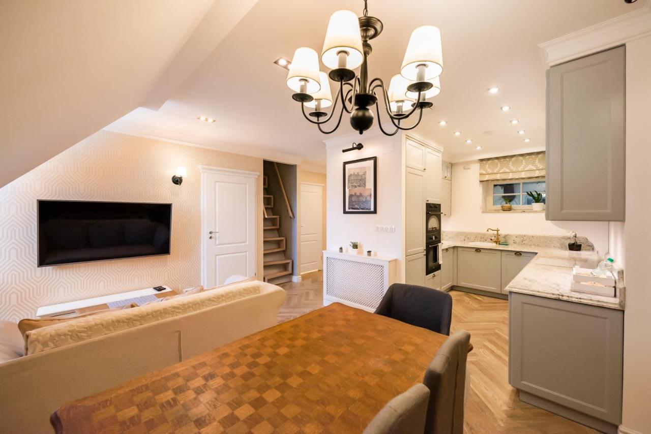 Lovely Apartment In The Heart Of Варшава Екстер'єр фото