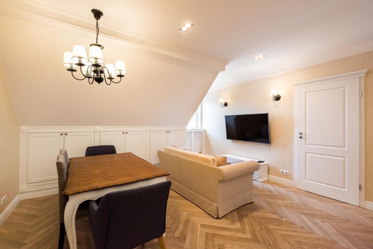 Lovely Apartment In The Heart Of Варшава Екстер'єр фото